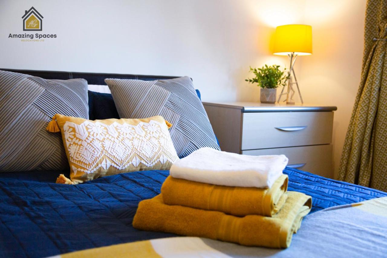 Executive 2 Bed Flat In Stockton Heath By Amazing Spaces Relocations Ltd Уоррингтон Экстерьер фото